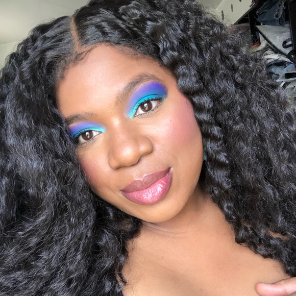 Meet your Posher, Ashaunai - Picture 10 of 17